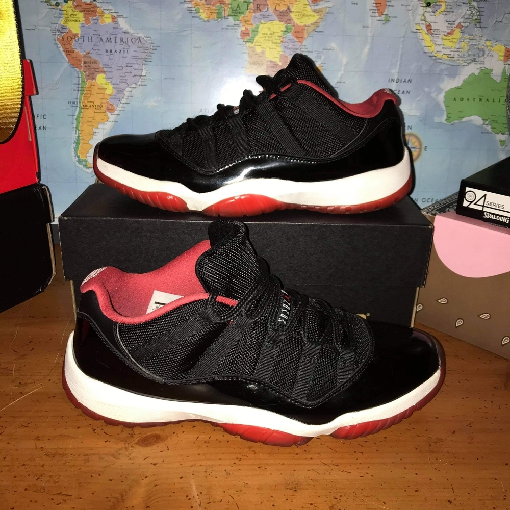 Jordan 11 low bred